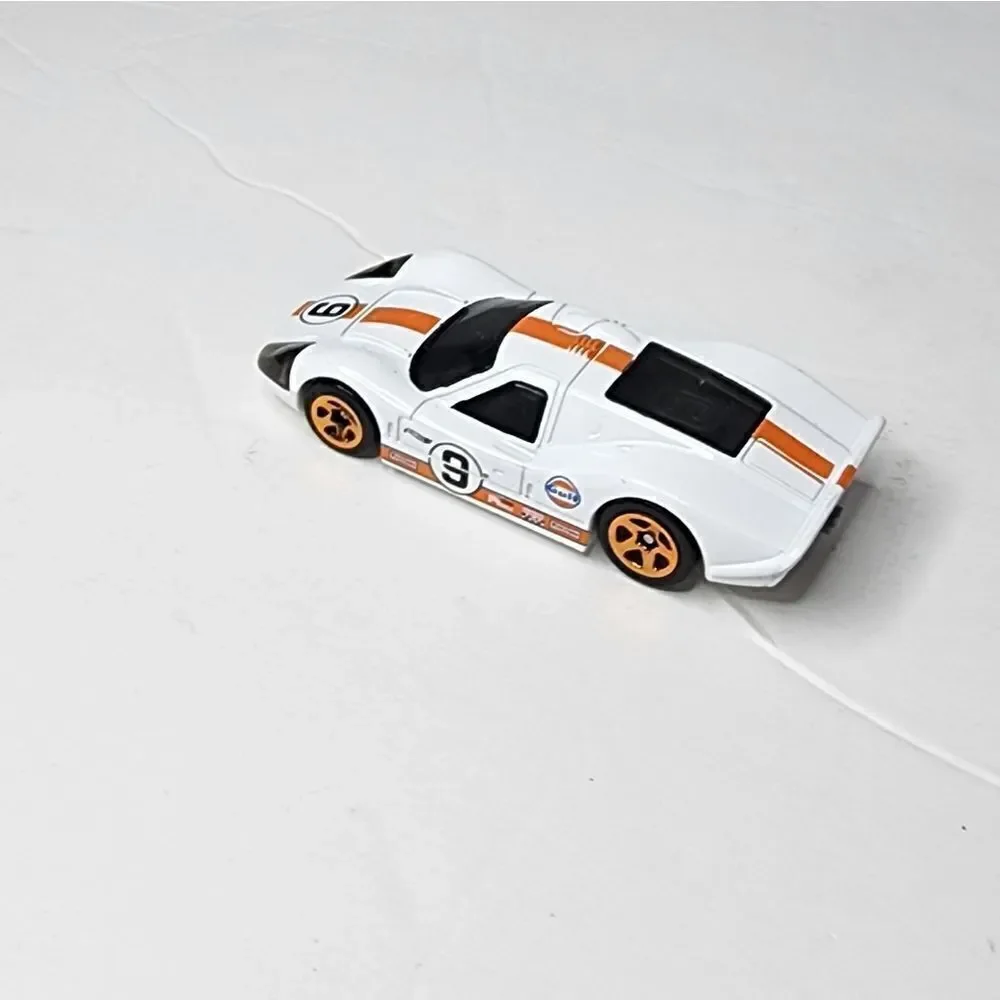 2020 Hot Wheels Loose '67 FORD GT40 MK.IV  #58/250 HW Retro Racers 4/10 (White)